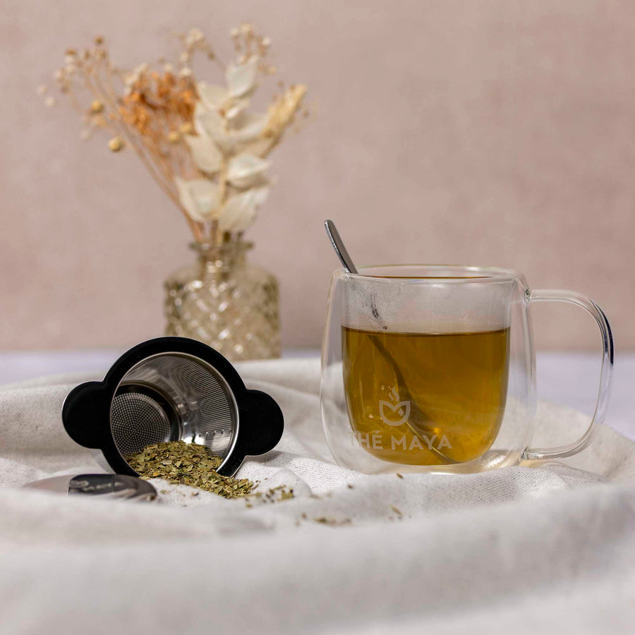 Maté bio infusé dans une tasse – Thé Maya, Colmar